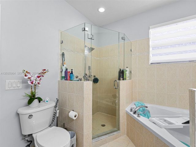 3701 NE 4th St, Homestead, FL 33033