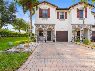 3701 NE 4th St, Homestead, FL 33033