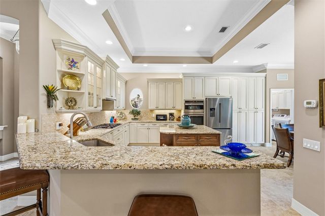 5010 TOBERMORY WAY, Bradenton, FL 34211