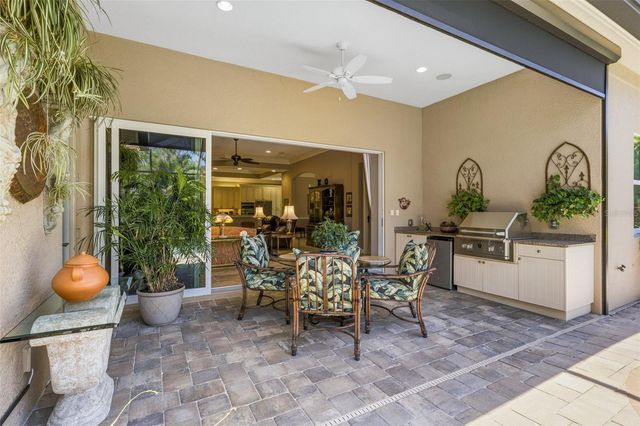 5010 TOBERMORY WAY, Bradenton, FL 34211