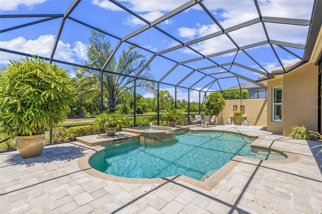 5010 TOBERMORY WAY, Bradenton, FL 34211