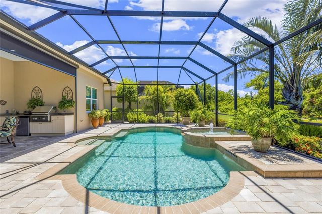 5010 TOBERMORY WAY, Bradenton, FL 34211