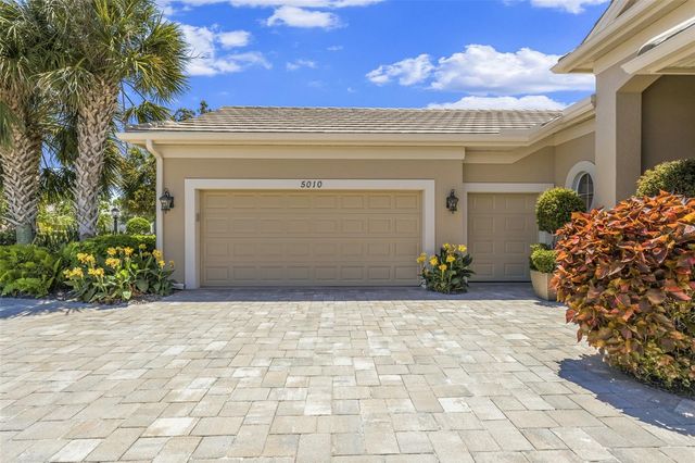 5010 TOBERMORY WAY, Bradenton, FL 34211