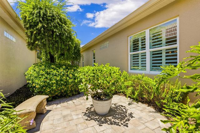 5010 TOBERMORY WAY, Bradenton, FL 34211
