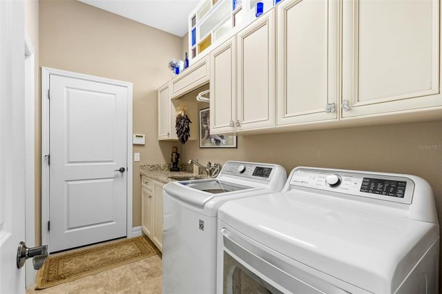 5010 TOBERMORY WAY, Bradenton, FL 34211