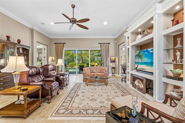 5010 TOBERMORY WAY, Bradenton, FL 34211