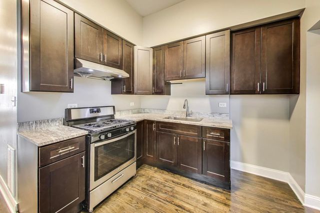 3623 S EMERALD Avenue, Chicago, IL 60609