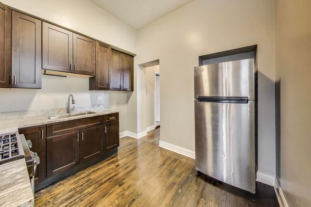 3623 S EMERALD Avenue, Chicago, IL 60609