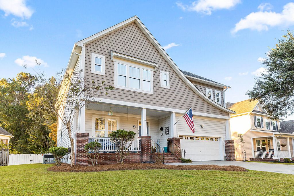 218 Carolinian Drive, Summerville, SC 29485