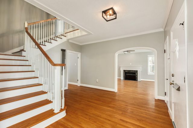 36 Cedar Lawn Circle, Galveston, TX 77551