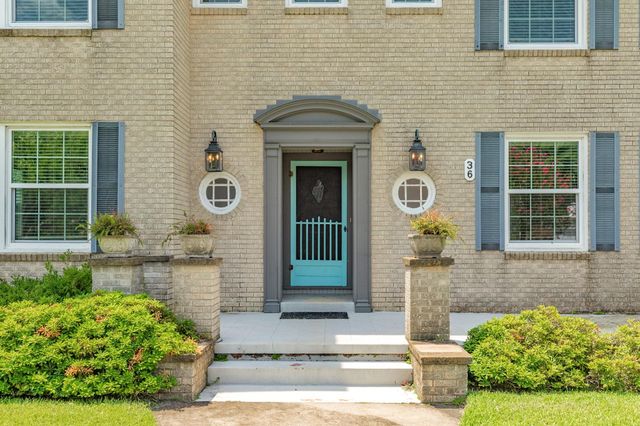 36 Cedar Lawn Circle, Galveston, TX 77551