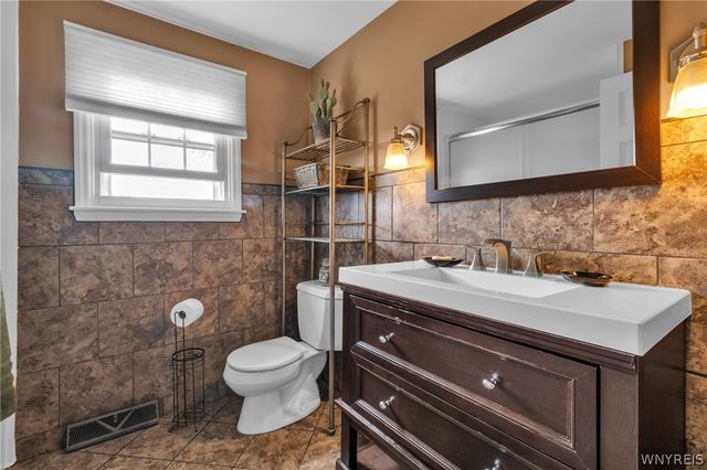 1976 Marjorie Road, Grand Island, NY 14072