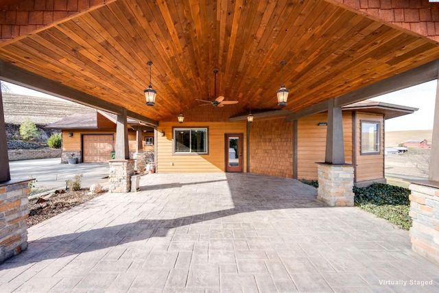 3802 Palouse Albion Rd, Pullman, WA 99163