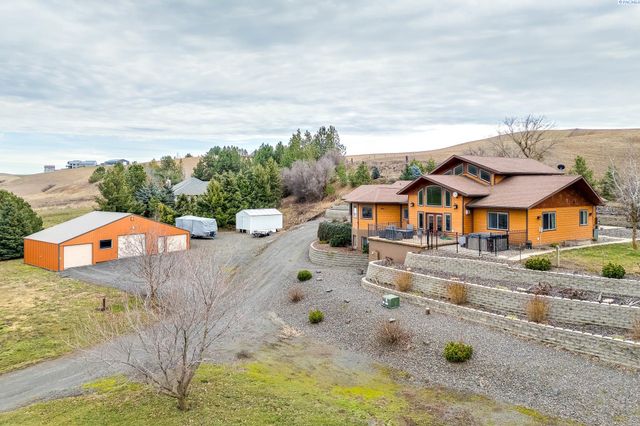 3802 Palouse Albion Rd, Pullman, WA 99163