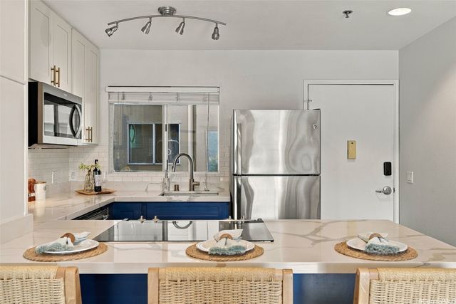711 Wailepo Place 205, Kailua, HI 96734