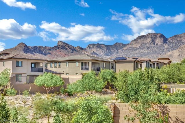 737 Foreign Reef Way, Las Vegas, NV 89138