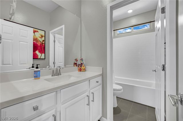 737 Foreign Reef Way, Las Vegas, NV 89138