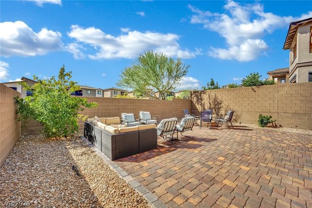 737 Foreign Reef Way, Las Vegas, NV 89138