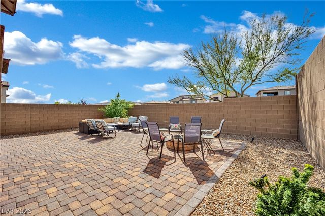 737 Foreign Reef Way, Las Vegas, NV 89138
