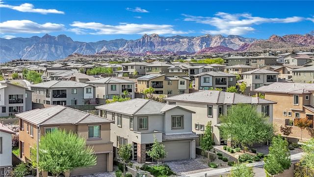 737 Foreign Reef Way, Las Vegas, NV 89138