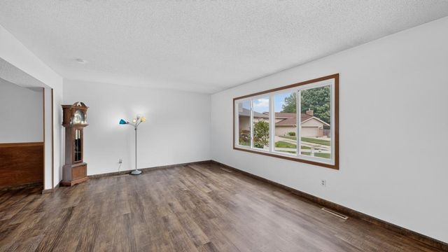 4015 Mary Lane NW, Rochester, MN 55901
