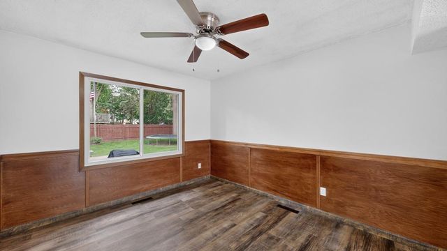 4015 Mary Lane NW, Rochester, MN 55901