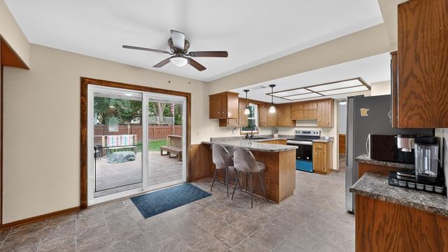 4015 Mary Lane NW, Rochester, MN 55901