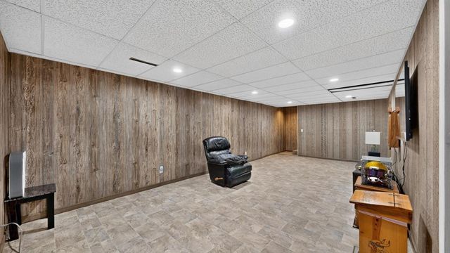 4015 Mary Lane NW, Rochester, MN 55901