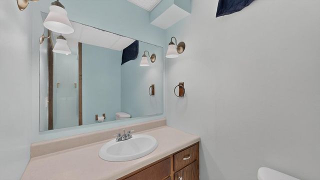 4015 Mary Lane NW, Rochester, MN 55901