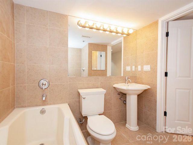 37 Hiawassee Street W103, Asheville, NC 28801