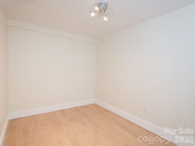 37 Hiawassee Street W103, Asheville, NC 28801