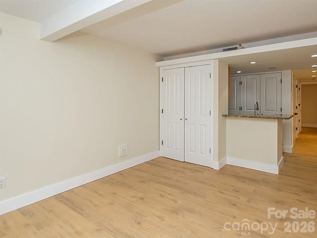 37 Hiawassee Street W103, Asheville, NC 28801