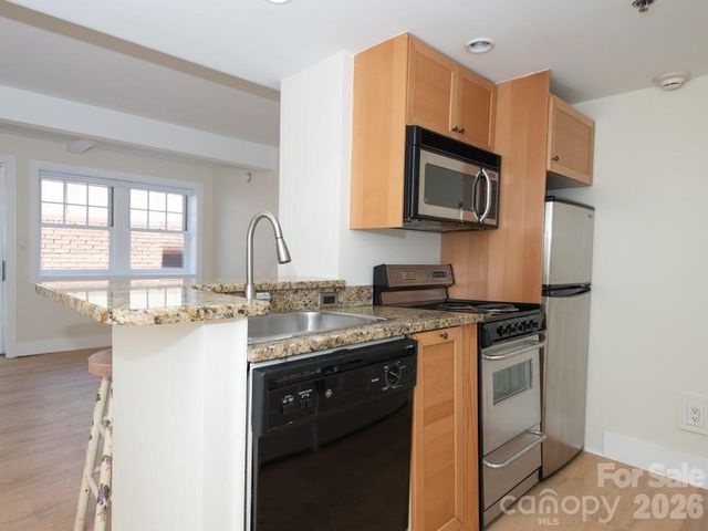 37 Hiawassee Street W103, Asheville, NC 28801