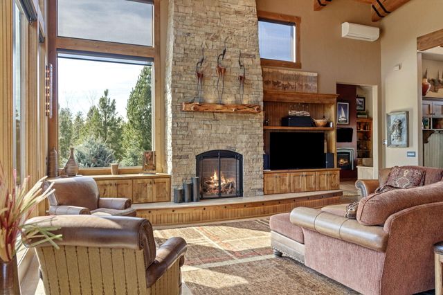 60985 Bachelor View Road, Bend, OR 97702