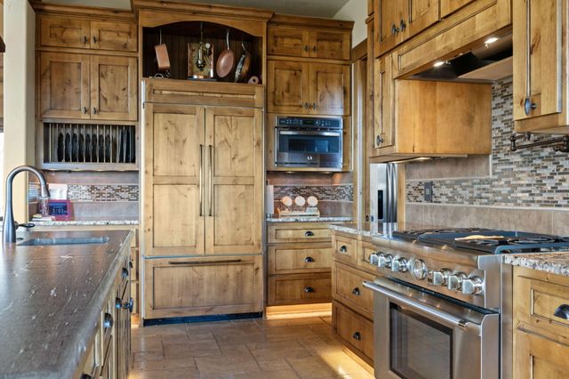 60985 Bachelor View Road, Bend, OR 97702