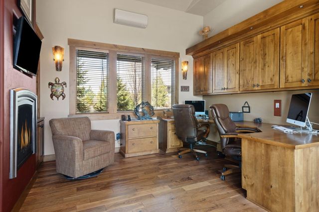 60985 Bachelor View Road, Bend, OR 97702