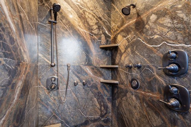 60985 Bachelor View Road, Bend, OR 97702