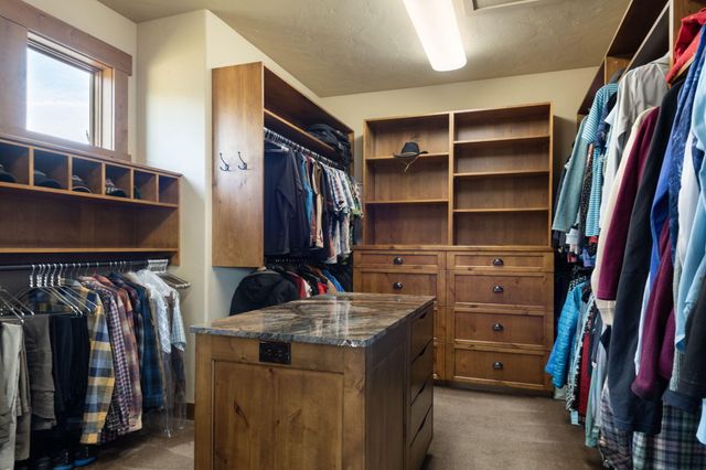 60985 Bachelor View Road, Bend, OR 97702