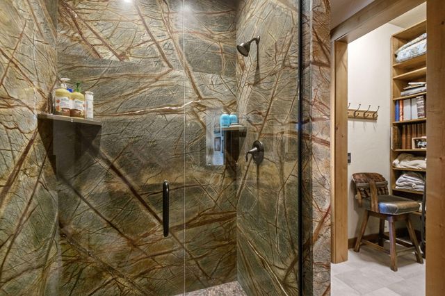 60985 Bachelor View Road, Bend, OR 97702