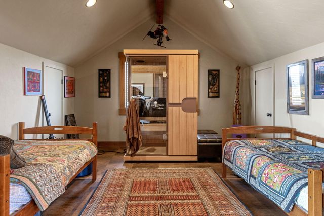 60985 Bachelor View Road, Bend, OR 97702