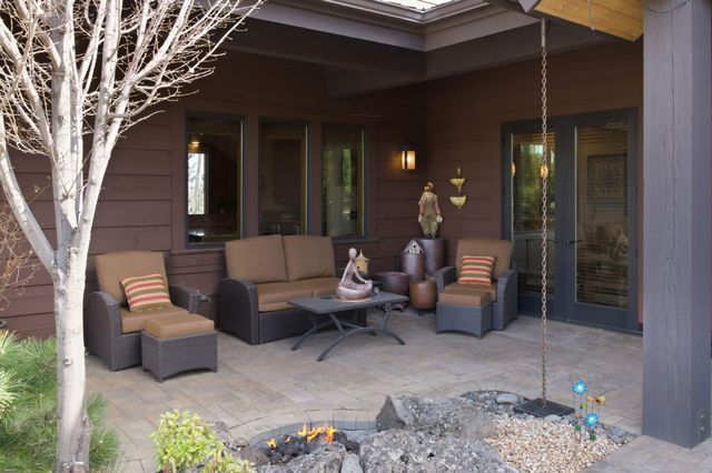 60985 Bachelor View Road, Bend, OR 97702