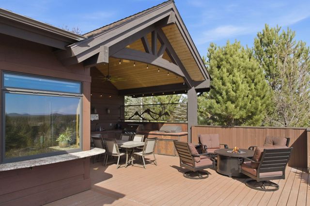 60985 Bachelor View Road, Bend, OR 97702