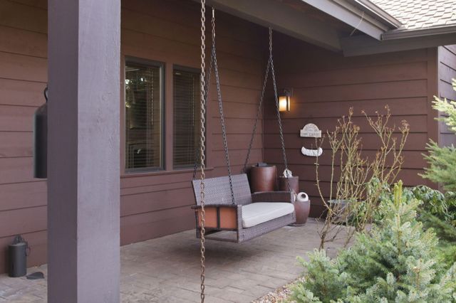 60985 Bachelor View Road, Bend, OR 97702