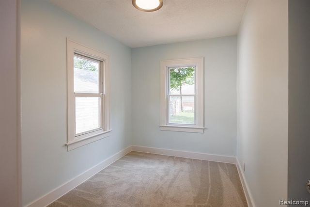2002 Cartier Street, Flint, MI 48504