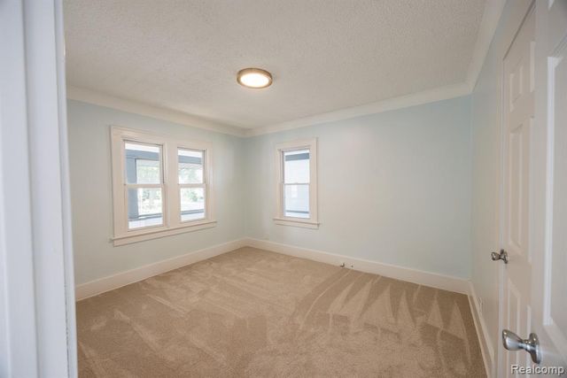 2002 Cartier Street, Flint, MI 48504