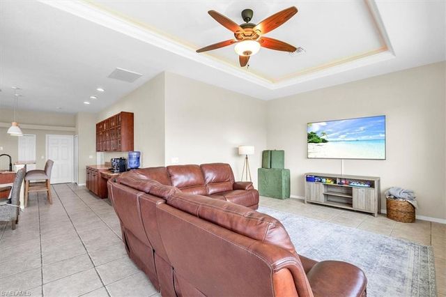 2909 SW 38th ST, Cape Coral, FL 33914
