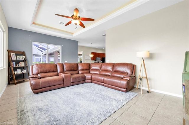 2909 SW 38th ST, Cape Coral, FL 33914