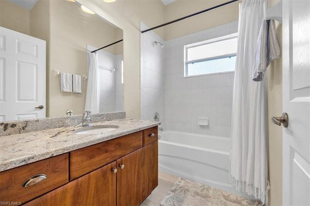 2909 SW 38th ST, Cape Coral, FL 33914