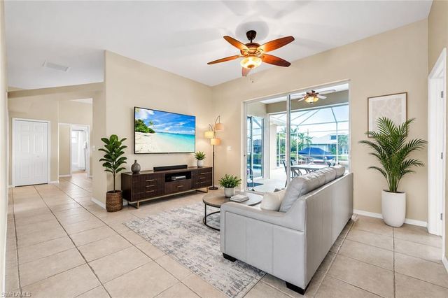 2909 SW 38th ST, Cape Coral, FL 33914