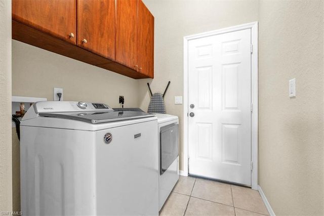 2909 SW 38th ST, Cape Coral, FL 33914